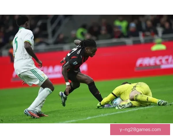 罗马客场1-0力克AC米兰迎来欧联杯关键胜利 罗马客场1-0力克AC米兰迎来欧联杯关键胜利